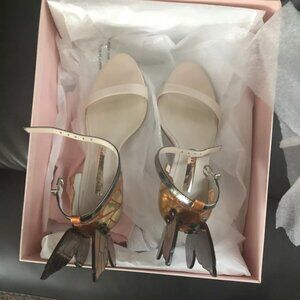 Sophia Webster Chiara Mid-Heel Wing Nude Metallic Sandals 5.5
